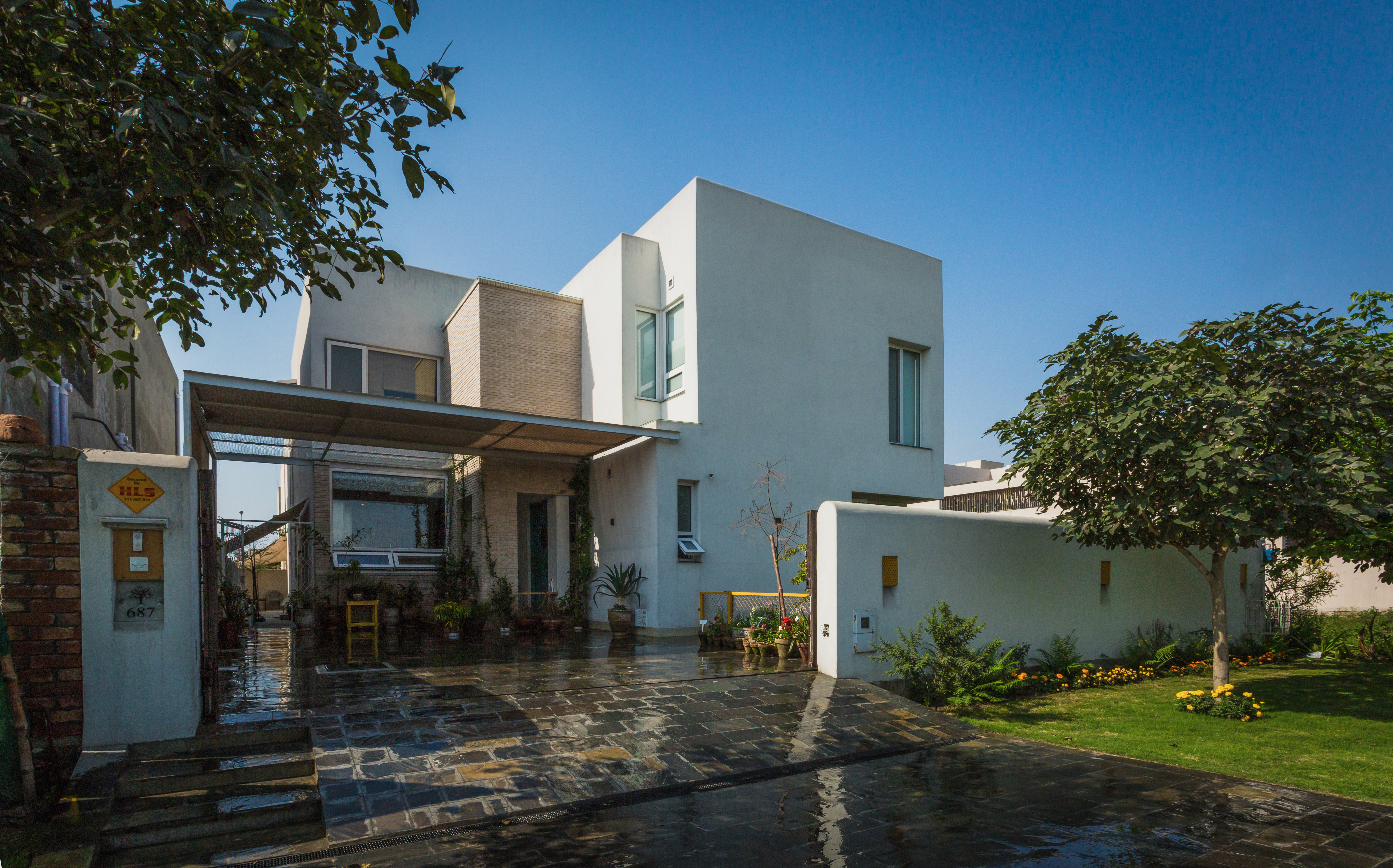 saira-minto-residence