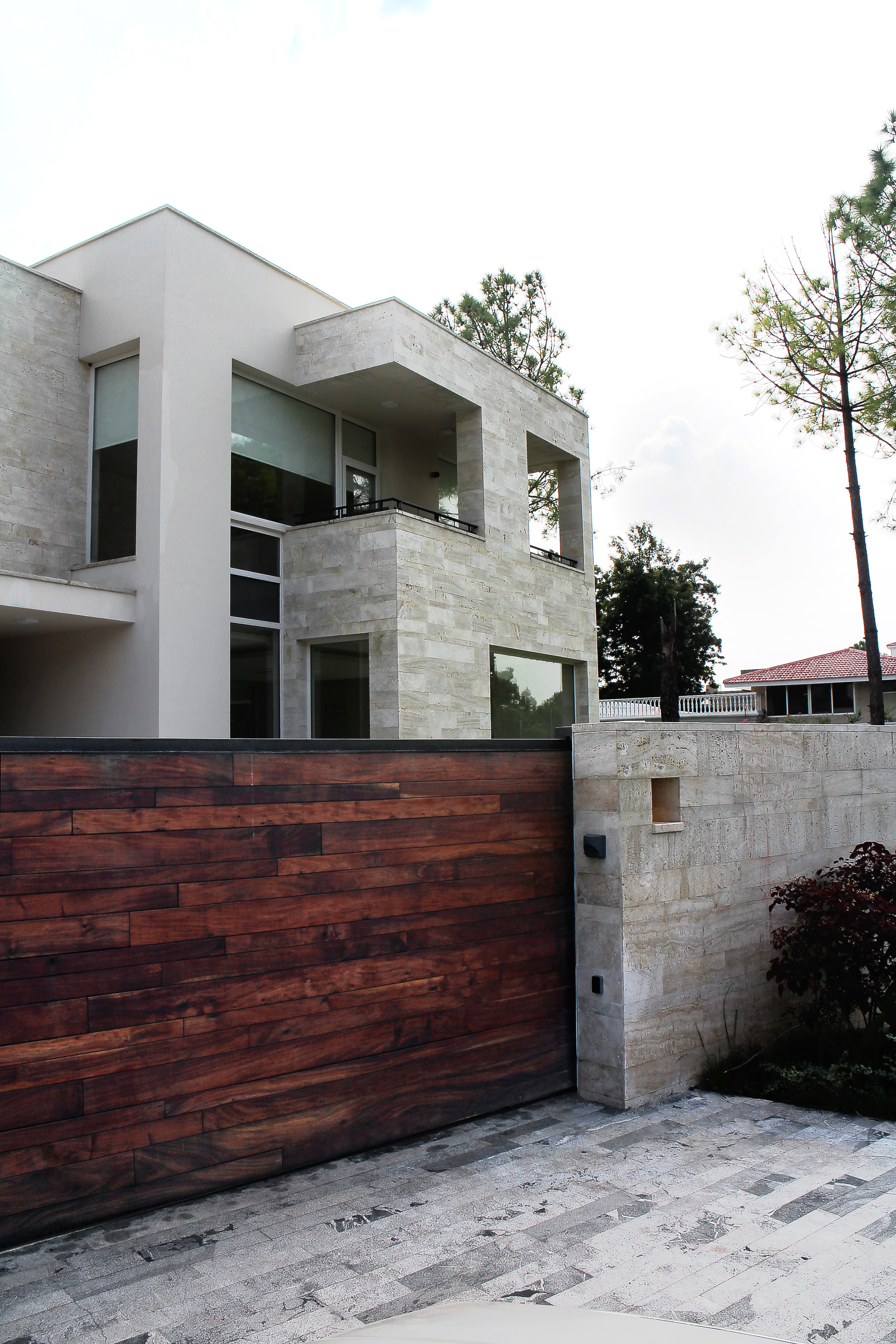 umar-hussain-residence