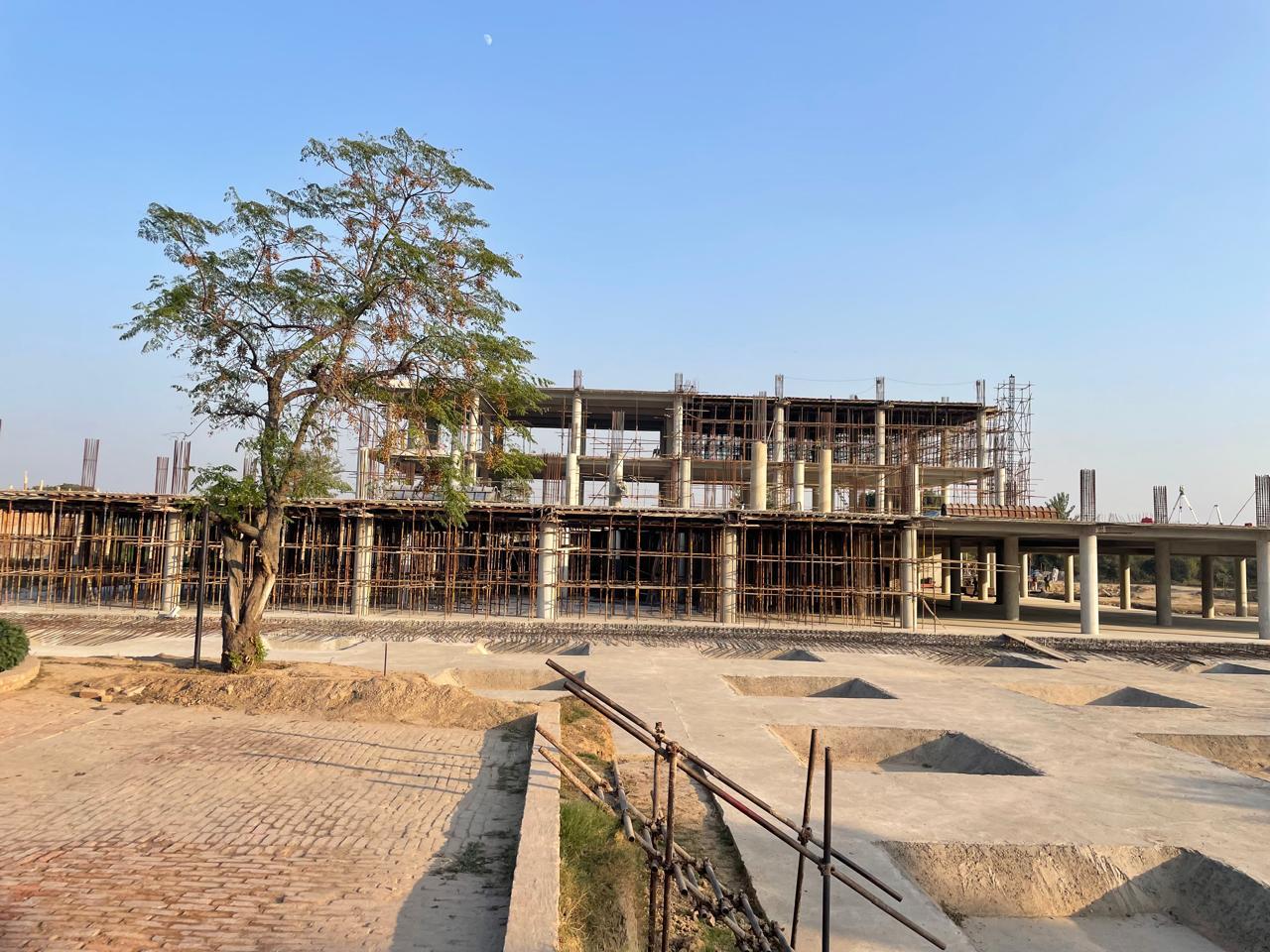 Lyallpur Galleria III + Masterplan